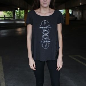 American Eagle Dark Grey T-Shirt With Open Back